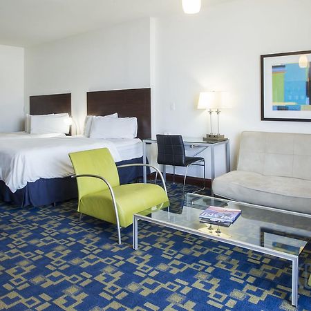 C Ocean Rentals At Strand Ocean Drive (Adults Only) ไมอามีบีช ภายนอก รูปภาพ