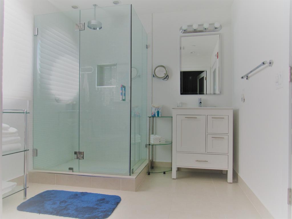 C Ocean Rentals At Strand Ocean Drive (Adults Only) ไมอามีบีช ภายนอก รูปภาพ