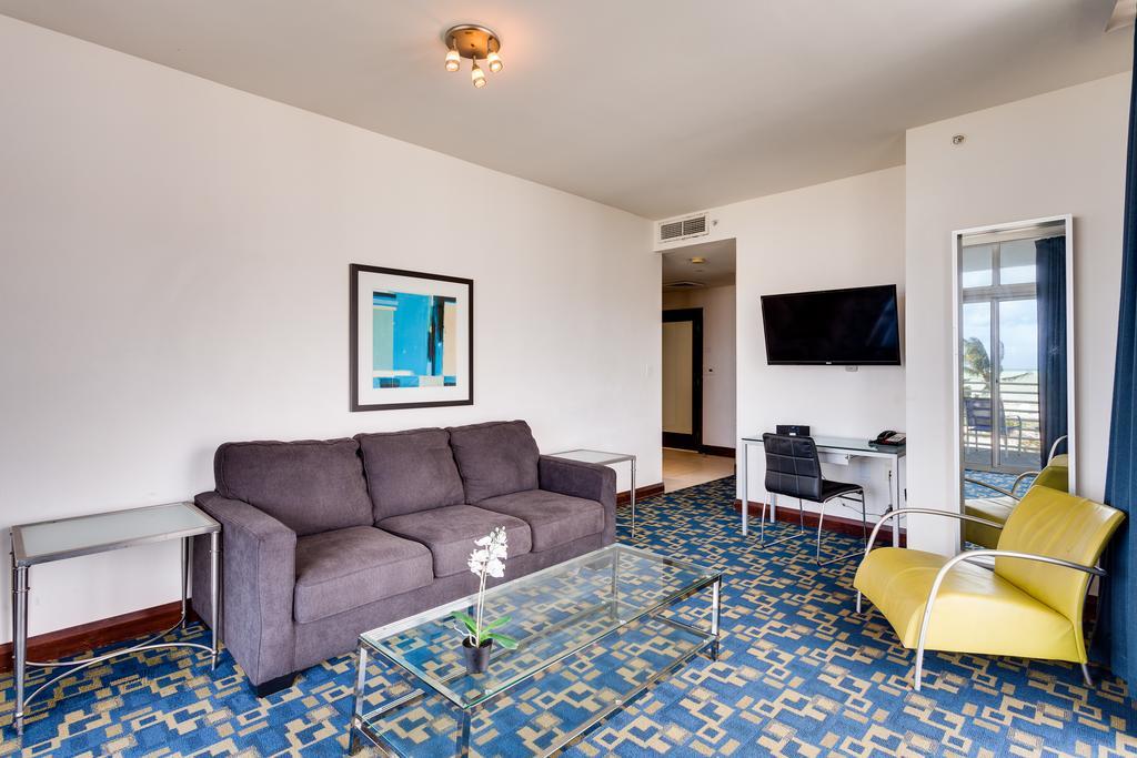 C Ocean Rentals At Strand Ocean Drive (Adults Only) ไมอามีบีช ภายนอก รูปภาพ