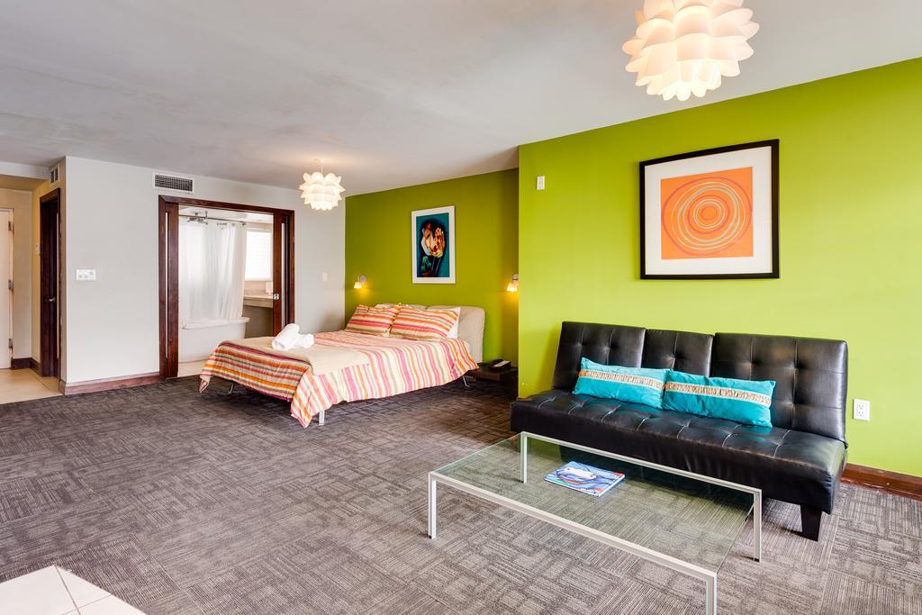 C Ocean Rentals At Strand Ocean Drive (Adults Only) ไมอามีบีช ภายนอก รูปภาพ